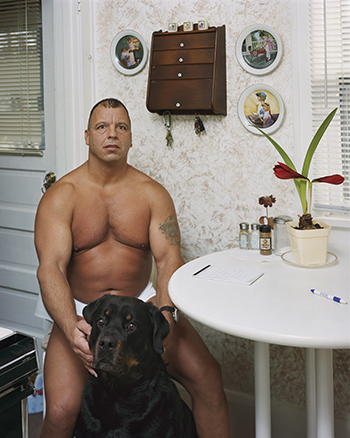 《Lenny, Minneapolis, Minnesota》〈Sleeping by the Mississippi〉より　2002年　作家蔵　ⓒAlec Soth