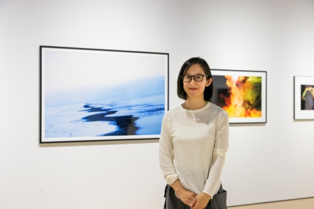 志賀理江子氏ポートレイト 撮影:新井孝明