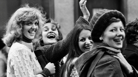 女性の休日　メイン画像